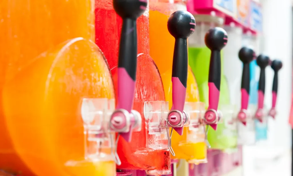 Farlig sommerdrik? Britiske myndigheder advarer mod Slush Ice til børn