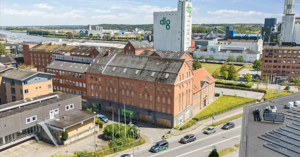 Valsemøllen er en central del af Randers industrihistorie, og nu er prisen på den historiske bygning presset helt i bund