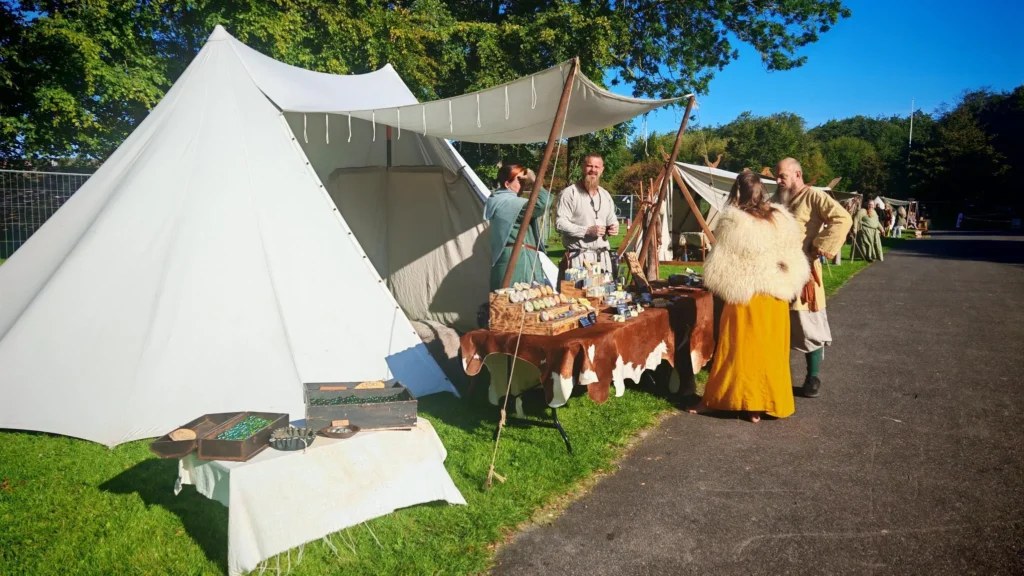 Vikingemarkedet er skudt i gang i Hobro – se alle billederne nederst i artiklen