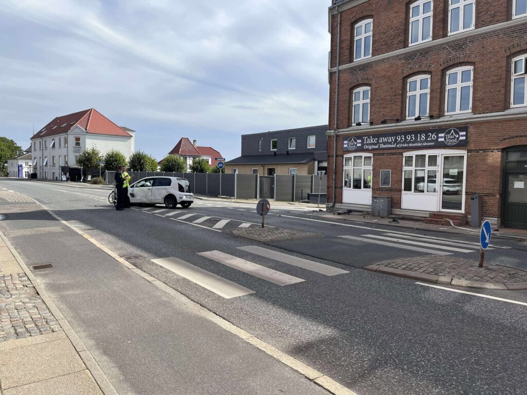 Udbyhøjvej stadig spærret ved Wash World – Go’on grundet voldsomt trafikuheld – Opdateret 12.30