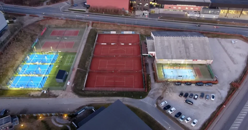 To nye hybridbaner skal få tennissæsonen til at vare hele året i Randers