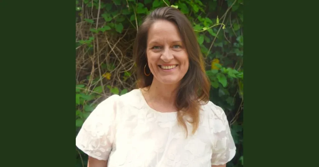 Fra hotelverden til hjertet af Kolkata: Lisbeth Johansen fejrer 15 års jubilæumsgalla med LittleBigHelp