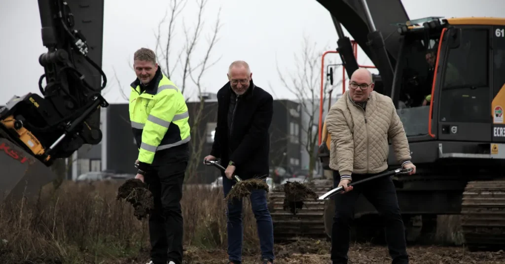 Første spadestik til nyt stort Volvo Truck Center i Hobro – se videoerne i artiklen