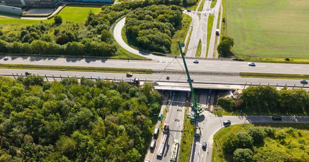 Støjskærm klar ved Vorup langs Nordjyske Motorvej