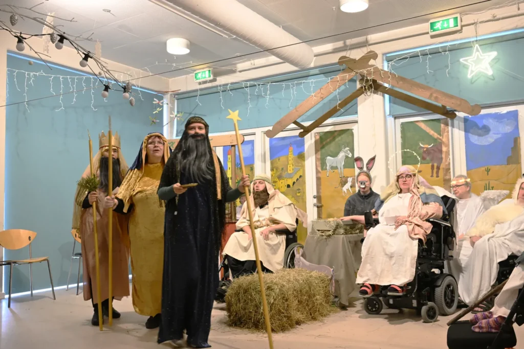 krybbespil lene bredahls gade 2025 81 red