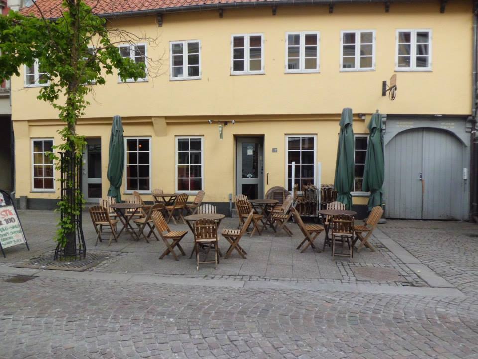 Smagløs siger farvel til Storegade 11A efter 33 år – åbner for sidste gang lørdag