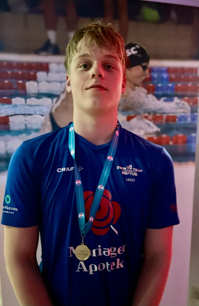 LaustA med en af sine 4 guld